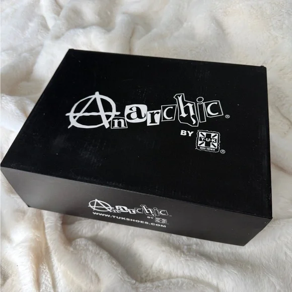 Brand new TUK shoes women’s size 10 - Picture 2 of 9